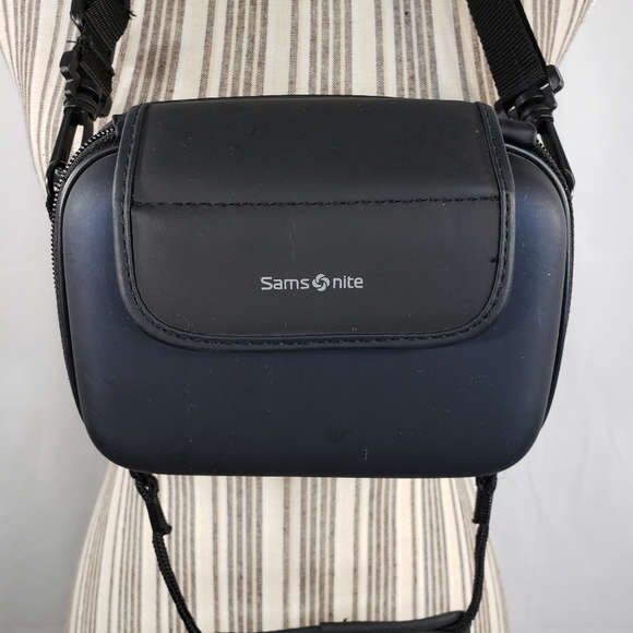 samsonite toiletry bag